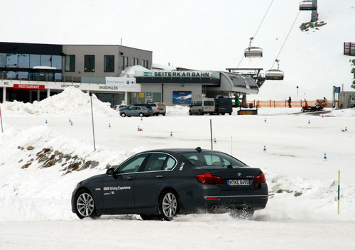 25 Jahre BMW Driving Experience. 