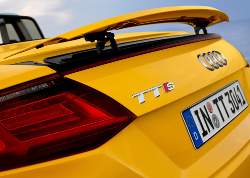 Audi TTS Roadster 2.0 TFSI Quattro.