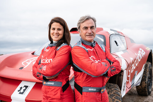 Bilden ein Extreme-E-Fahrerteam: Carlos Sainz und Laia Sanz.
