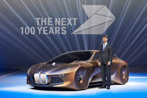 BMW-Chef Harald Krüger und die Studie BMW Next 100.
