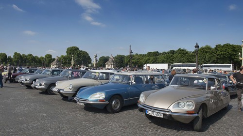 Citroen feierte in Paris 60 Jahre DS.
