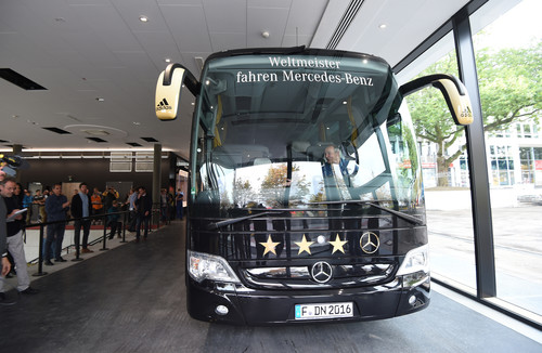Der Mercedes-Benz Travego der Fußball-Weltmeister von 2014 kommt ins Museum.