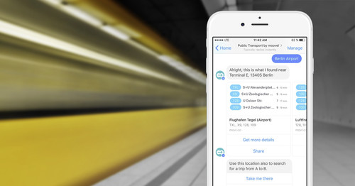 Der Moovel-Chatbot zeigt im Umkreis verfügbare Verbindungen mit Bus und Bahn direkt im Facebook-Messenger an.