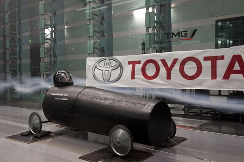 Die Seifenkiste im Toyota-Windkanal.