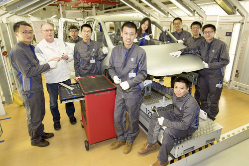 Doppel-Master-Studenten aus China absolvieren Praktika bei Volkswagen.