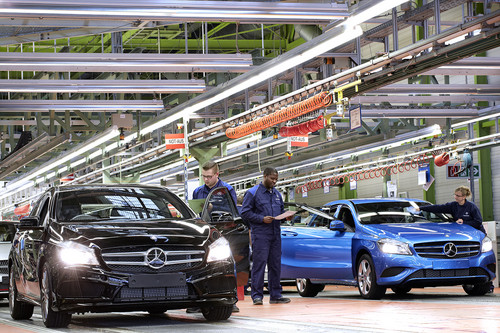 Fahrzeugproduktion bei Mercedes-Benz.