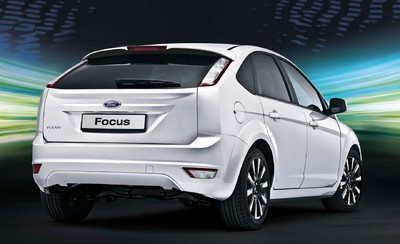 Ford Focus White Magic