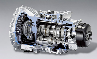 Fuso stellt das erste Doppelkupplungs-Getriebe für Lkw vor.