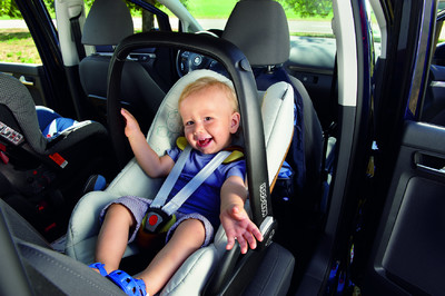 Gemeinsame Aktion 'Sicher im Auto' von Volkswagen und dem ADAC rund um das Wohlergehen von Kindern im Auto.