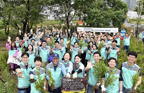 Kia-Beschäftigte bei der „Green Light Volunteer Week 2019“ in Seoul.