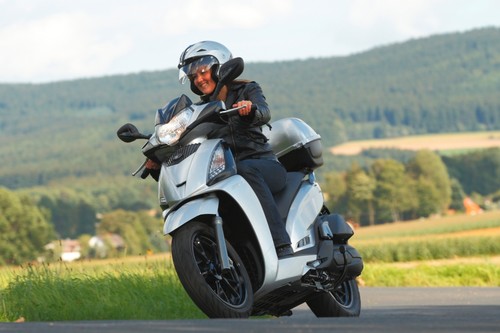 Kymco People GT 125i.