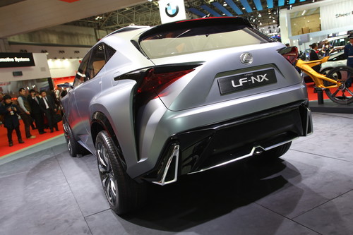 Lexus LF-NX Turbo.