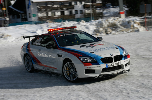 Martin Tomczyk fährt das BMW M6-Safety Car.