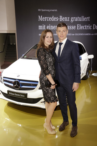 Mercedes-Benz unterstützte die „Goldene Kamera“: Fußballer Toni Kroos und Freundin Jessica Farber.