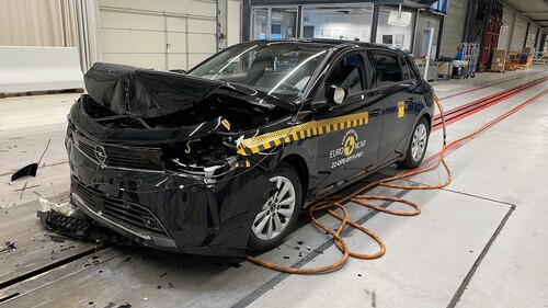 Opel Astra im Euro-NCAP-Crashtest.