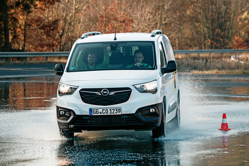 „Opel Experience 2019“: Transportertraining.