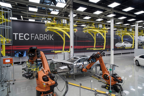 Smart Factory bei Daimler: die Technologie-Fabrik.