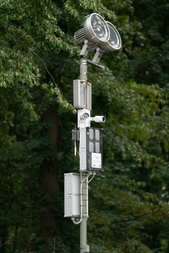 Über 100 Sensoren entlang der Berliner Teststrecke für autonomes Fahren liefern Daten über Verkehrsaufkommen, Parksituationen oder Umweltbelastung.