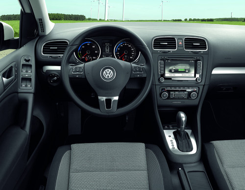Volkswagen Golf Blue-e-Motion.