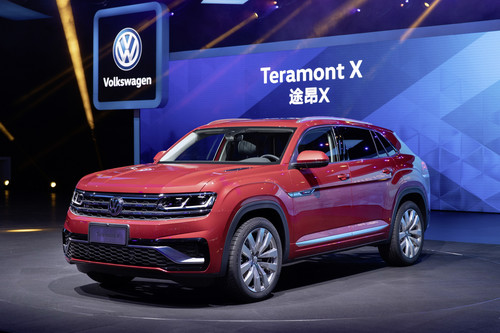 Volkswagen Teramont X: Coupé-Variante des großen SUV für den chinesischen Markt. 