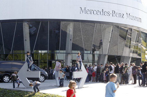 Weltkindertag im Mercedes-Benz Museum.