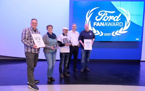 Wurden im Besucherzentrum der Kölner Werke ausgezeichnet: Die Gewinner des „Ford Fan Award 2021“.