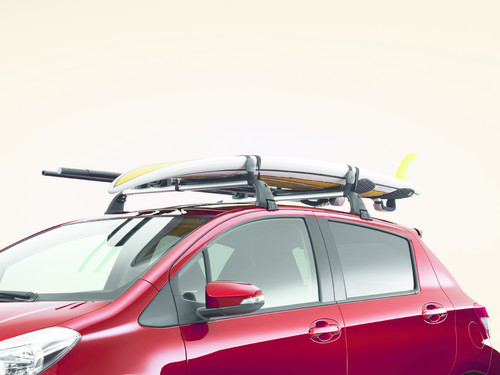 Zubehör für den Toyota Yaris: Surfbretthalter.