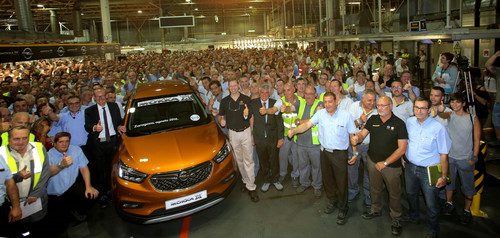 Produktionsdstart des Opel Mokka X in Spanien: Opel hat heute den offiziellen Produktionsstart  im Werk Saragossa gefeiert.