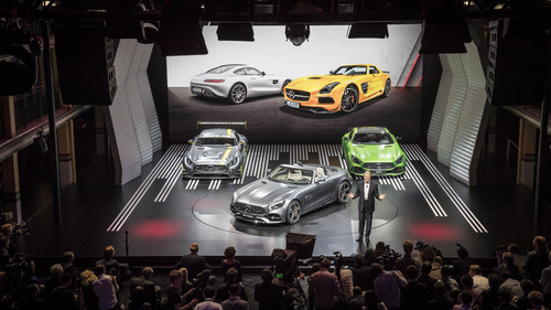 Autosalon Paris 2016: Mercedes-Benz Media Night mit Premiere des AMG GT C Roadster.