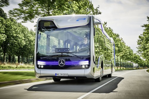 Mercedes-Benz Future Bus mit Cit-Pilot.