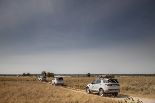 Land Rover Experience-Tour durchs Okavango-Delta. 