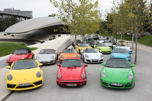 Der Porsche-Club Wuppertal besucht die Autostadt in Wolfsburg. 