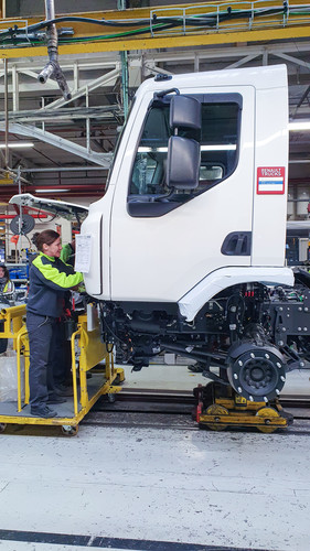 Elektro-Lkw-Produktion von Renault Trucks im Werk Blainville-sur-Orne in der Normandie.