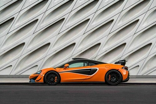 McLaren 620R.