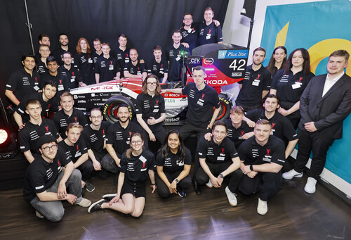 Das Formula-Student-Team Dart Racing der TU Darmstadt wird von Skoda unterstützt.