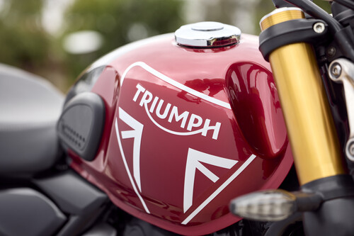 Triumph Speed 400.