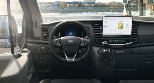 Ford Pro: Transit-Familie 2024 deutlich digitaler. 