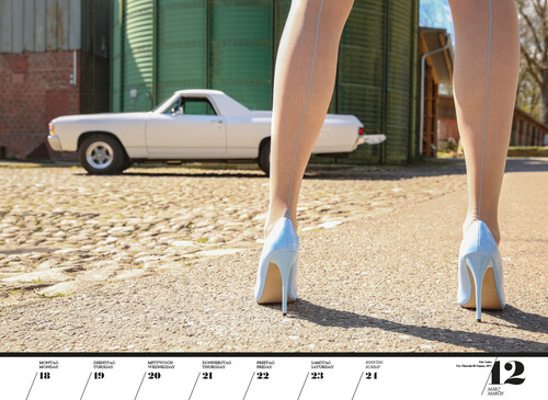 Wochenkalender „Girls &amp; legendary US-Cars 2024“.