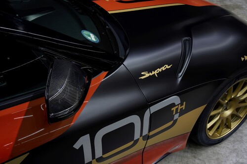 Toyota GR Supra, Sondermodell „GT4 100th Edition Tribute“.
