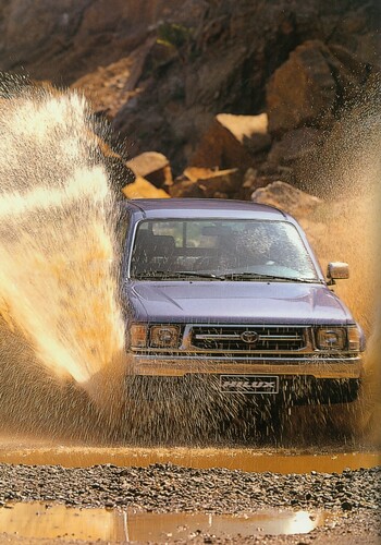 Toyota Hilux (1989).