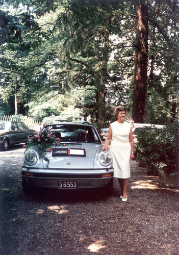 Den ersten Porsche 911 Turbo erhielt Louise Piëch im Sommer 1974 zu ihrem 70. Geburtstag.