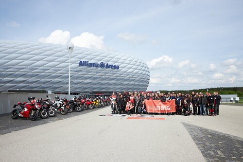 Ducati-Aktion „We ride as One“ in München (2023).