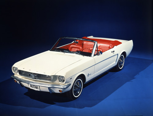 Ford Mustang Cabrio (1964).