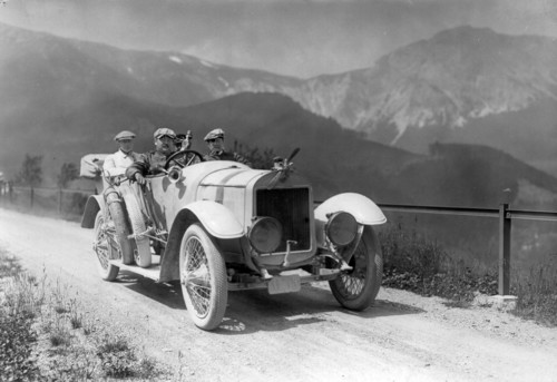 110 Jahre Alpenfahrt: Laurin & Klement dominierte Anfang des 20. Jahrhunderts die anspruchsvollste Rallye der damaligen Zeit: Graf Alexander Kolowrat-Krakowski im Jahr 1913.