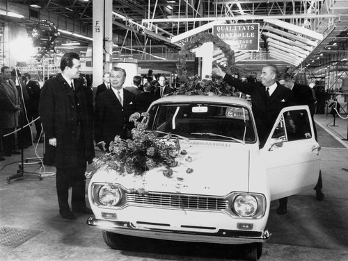 1970 lief inb Saarlouis mit dem Ford Escort das erste Fahrzeug vom Band.
