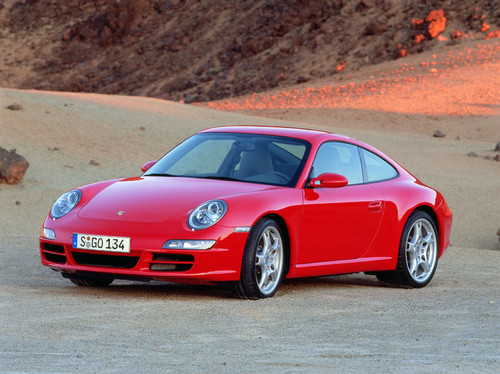 50 Jahre Porsche 911: Porsche 911 Carrera S 3.8 von 2005.
