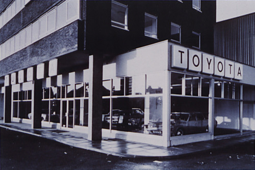 75 Jahre Toyota: Toyota-Importeur in Großbritannien, 1964.