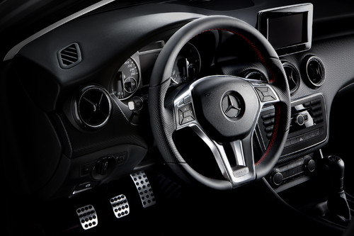 A 180 mit Elementen von Mercedes-Benz Sport.
