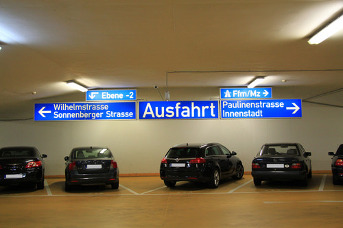 ADAC-Parkhaustest 2011: Der Sieger ist das Parkhaus am Kurhaus und Casino in Wiesbaden.