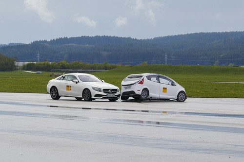 ADAC-Test Kreuzungsassistent: Mercedes-Benz E-Klasse.